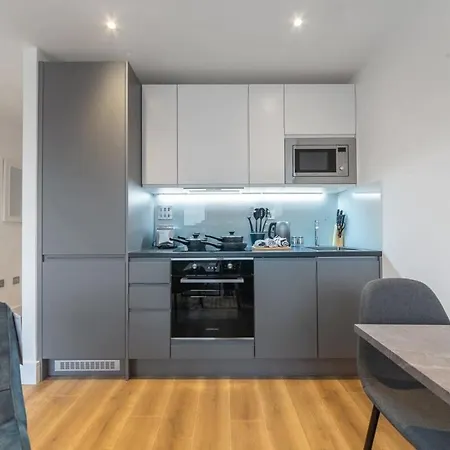 Contemporary Studio In Central East Grinstead Exterior foto